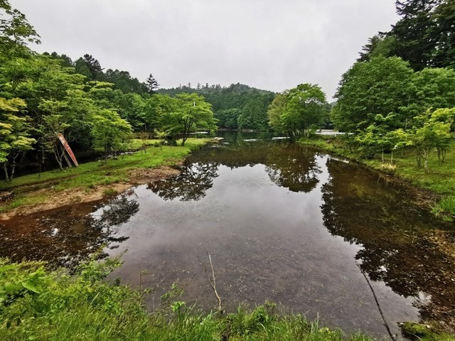 04山道をひた走り段戸湖へ到着.jpg