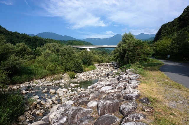 2015年与田切公園キャンプ場からの眺め.JPG