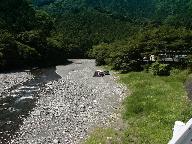 2002不明な気田川のキャンプ場.JPG