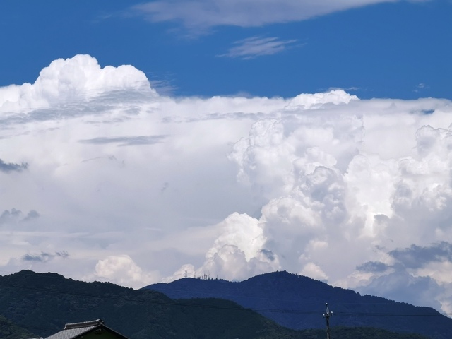 入道雲が沸き上がるその2.jpg