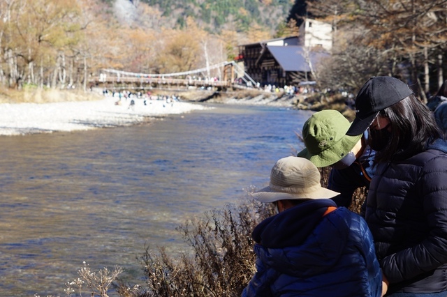 08河童橋の手前で.JPG